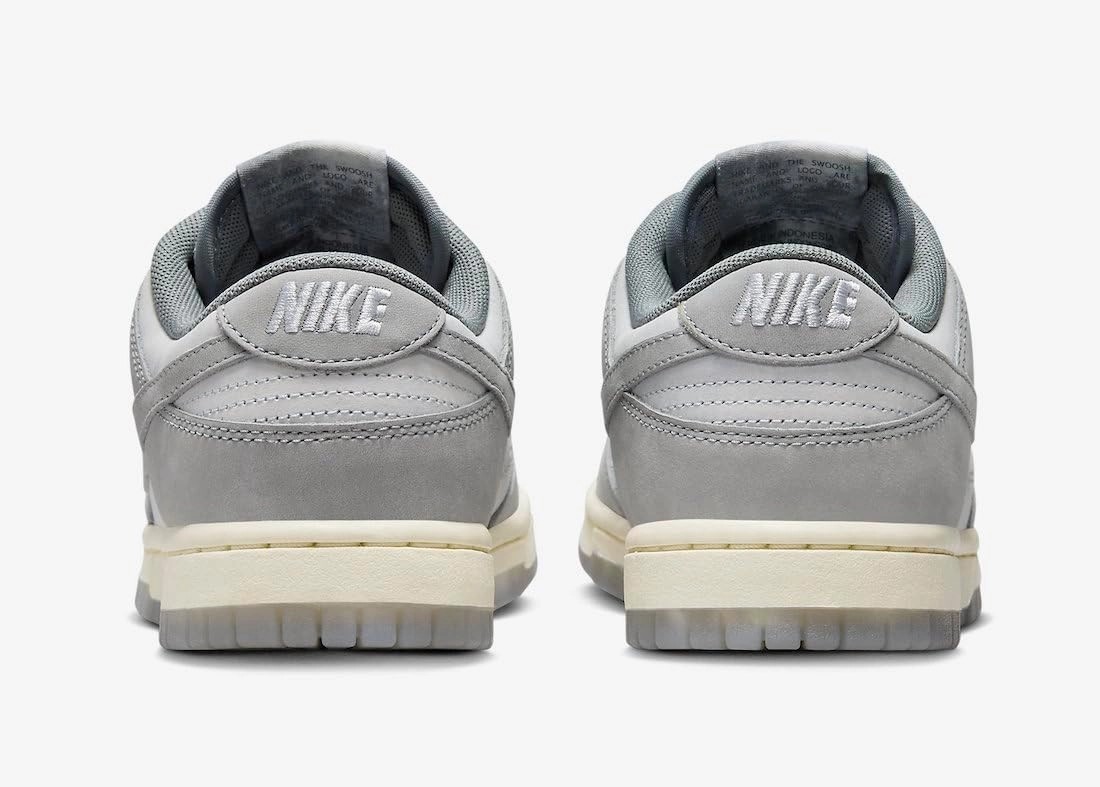 Nike Women's Modern