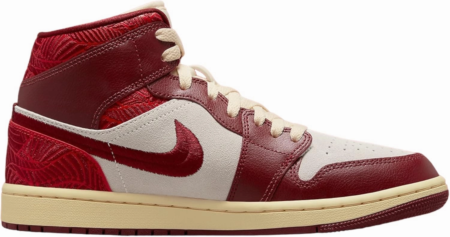 Nike Women's Modern