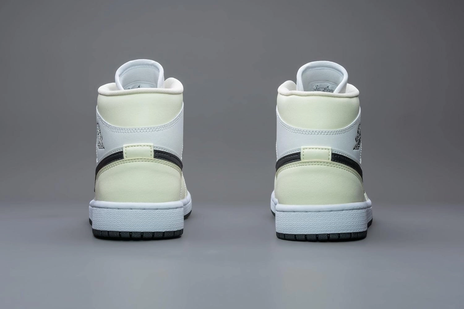 Nike Women's Modern