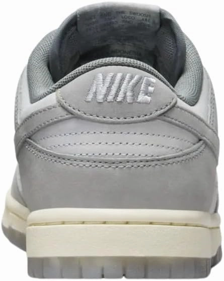 Nike Women's Modern