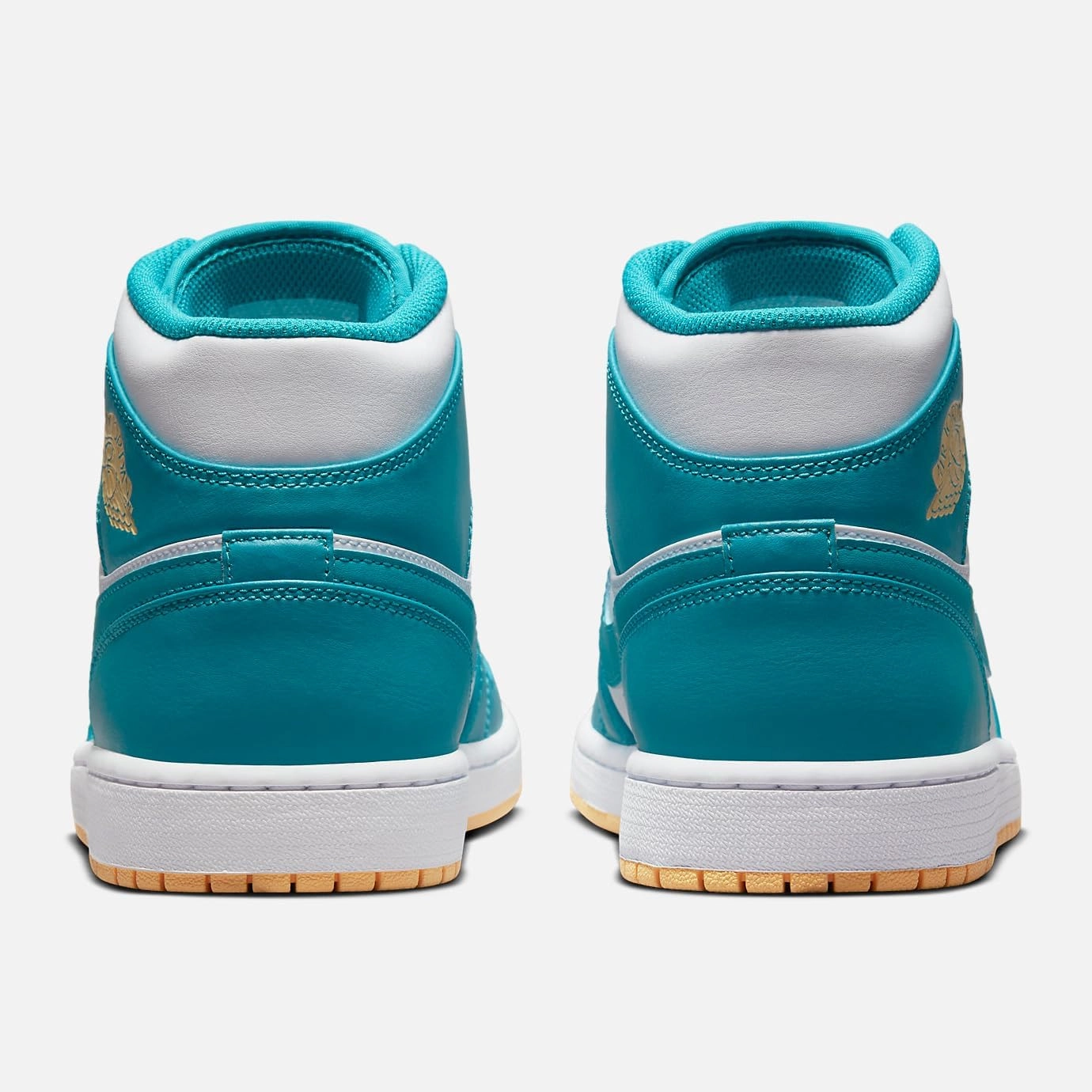 Nike Women's Modern