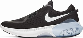 Nike Women's Race Running Shoe