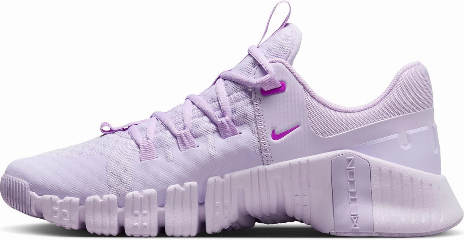 Nike Women's Sneaker, 0