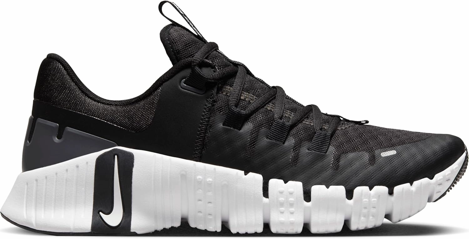 Nike Women's Sneaker, 0