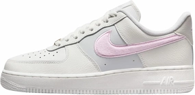 Nike Women's Sneaker
