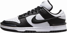 NIKE Women's Sneaker