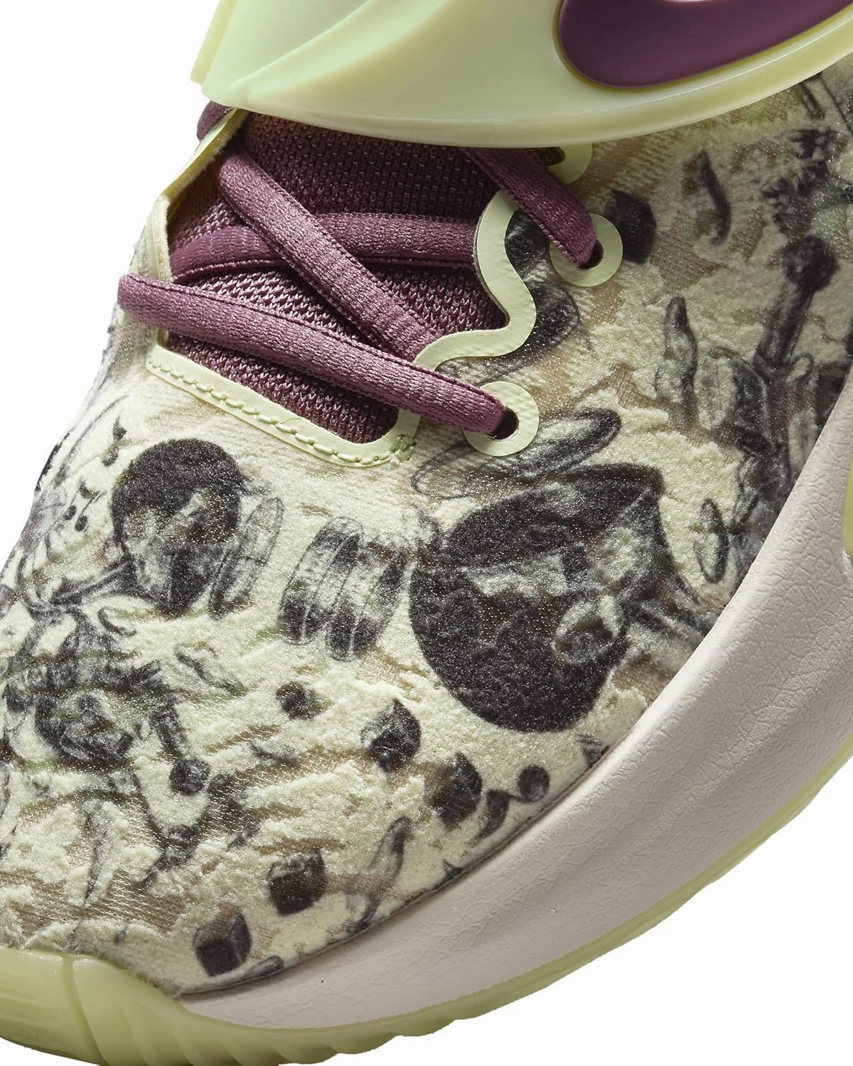 NIKE Women's Sneaker Gymnastics Shoe