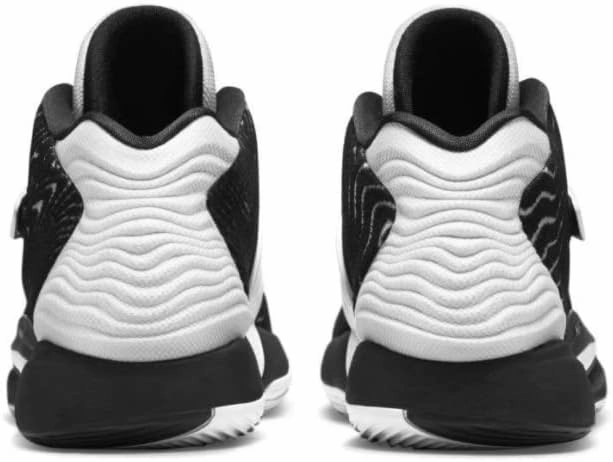NIKE Women's Sneaker Gymnastics Shoe