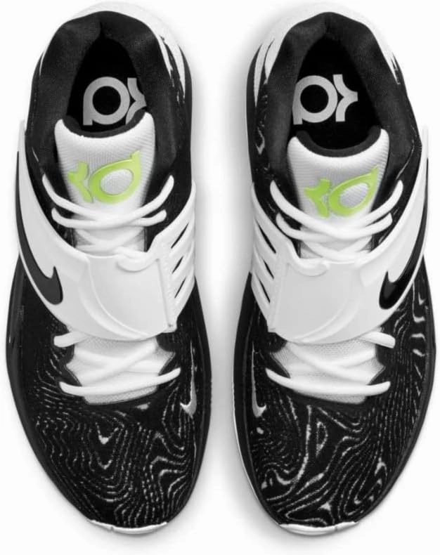 NIKE Women's Sneaker Gymnastics Shoe
