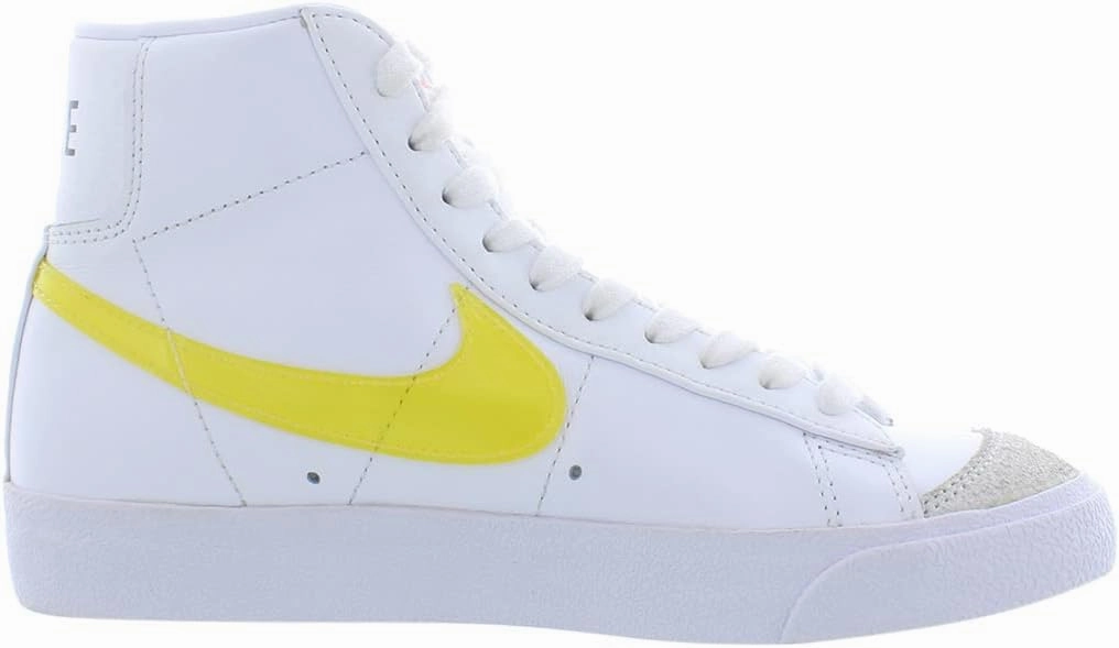 Nike Women's Sneaker, Medium