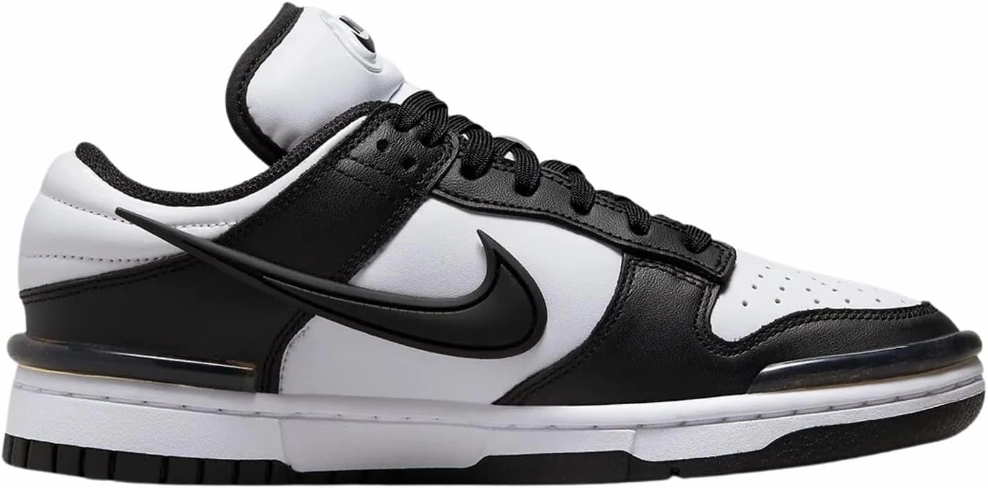 NIKE Women's Sneaker