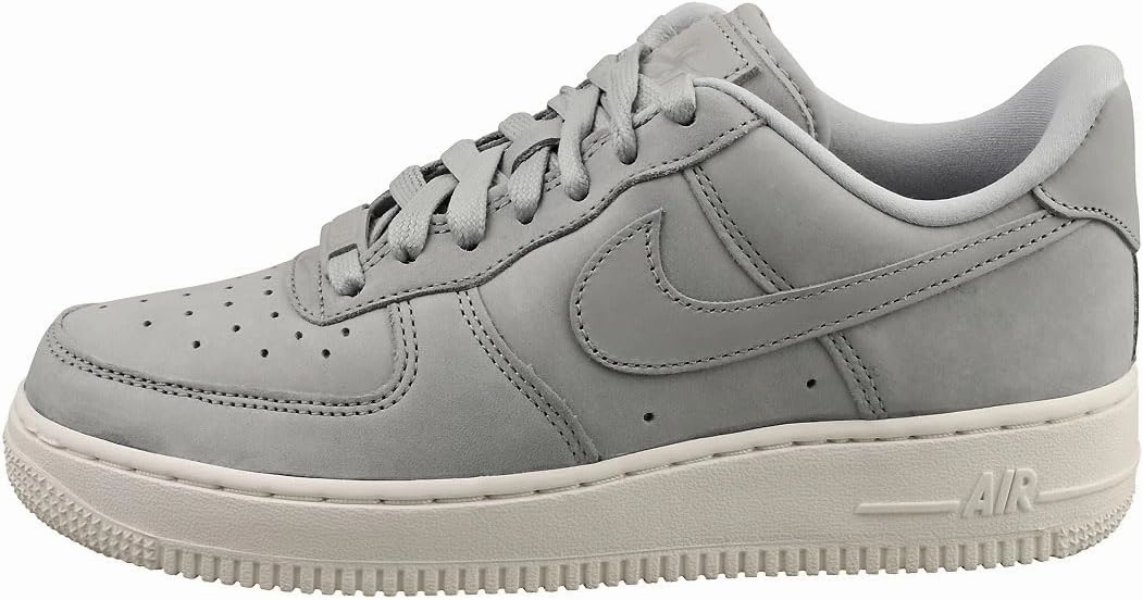 Nike Women's Sneaker