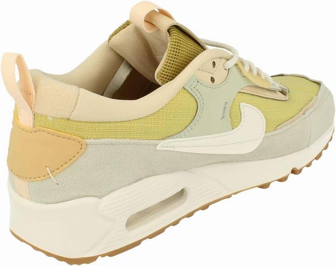NIKE Women's Sneaker