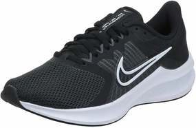 NIKE Women's Sports Flats, 10.5 US