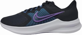 NIKE Women's Sports Flats, 10.5 US