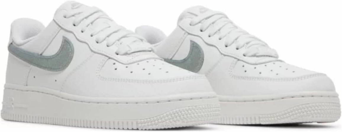 Nike Women's Sporty