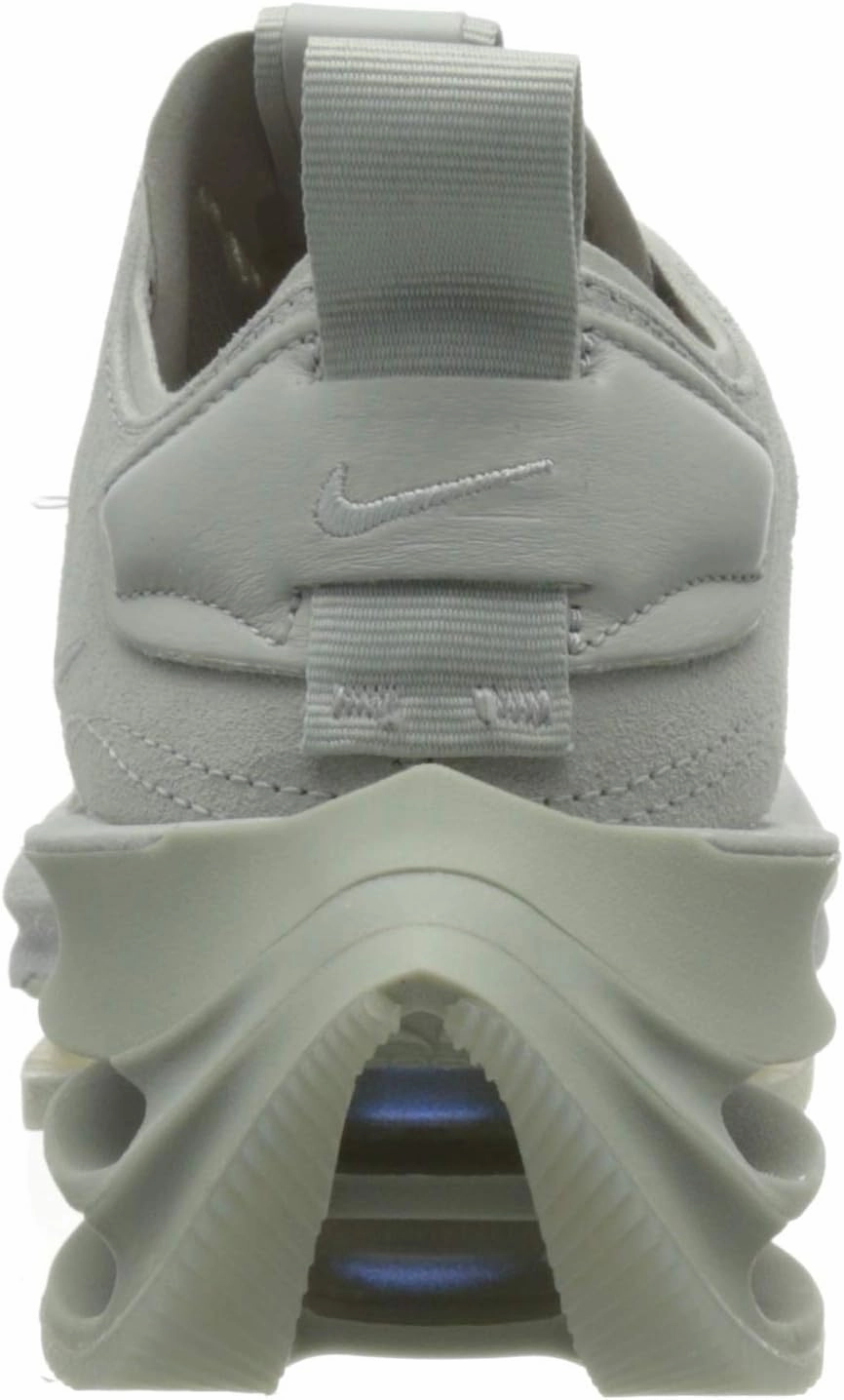 NIKE Women's Stroke Running Shoe
