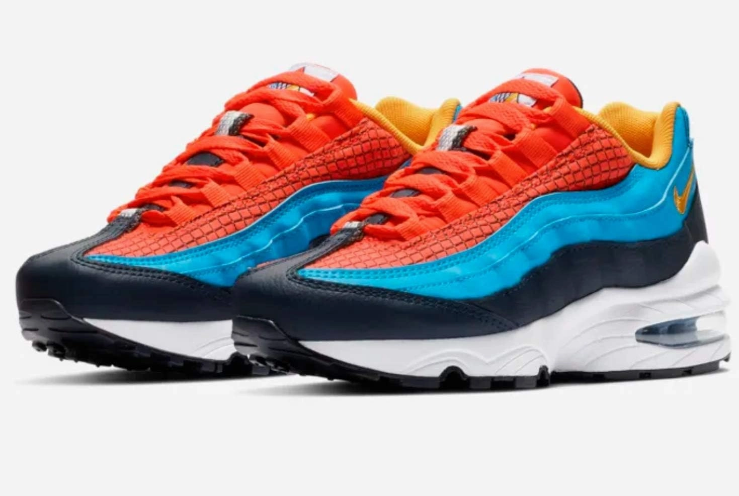 NIKE Women's Tanjun Running Shoes