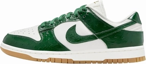 Nike Women's W Dunk Low Lx Sneaker