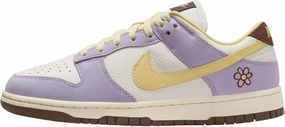 Nike Women's W Dunk Low