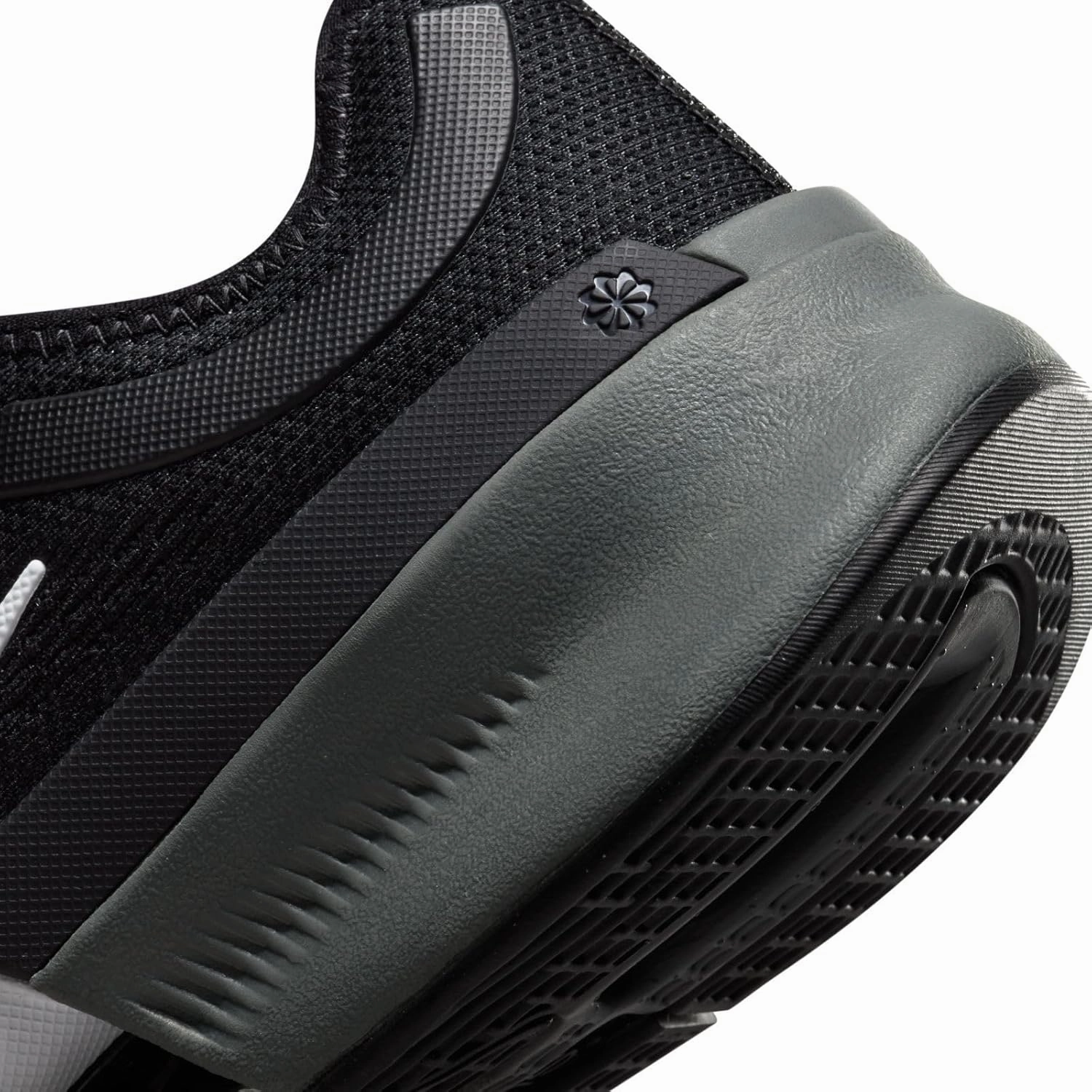 Nike Women's Zoom Superrep 4 Sneaker