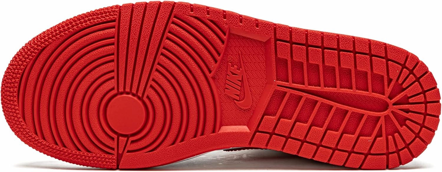 Nike womens Air Jordan 1 Mid Shoes
