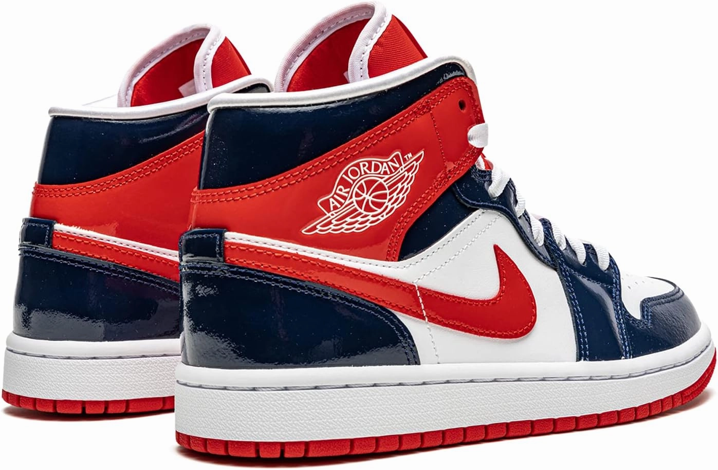 Nike womens Air Jordan 1 Mid Shoes