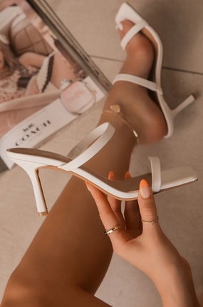 Nina Heels- White