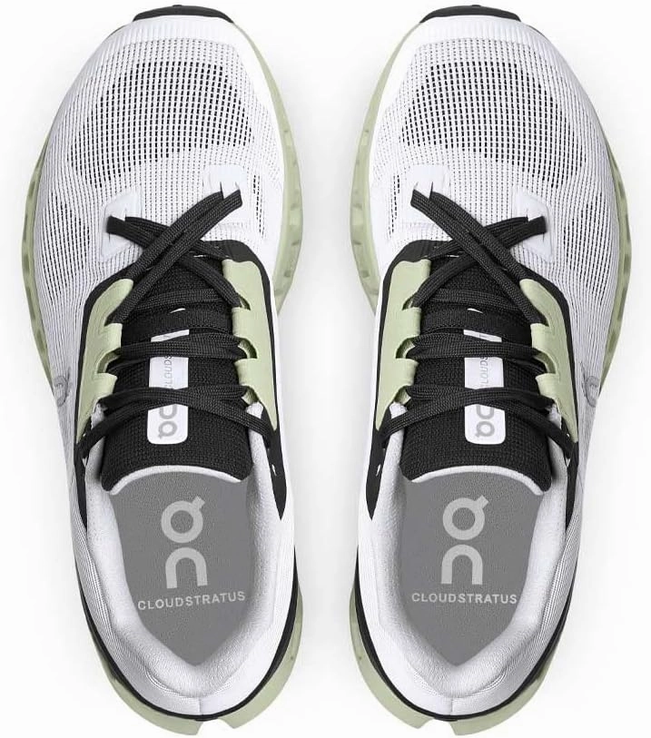 On Women's Cloudstratus Sneaker