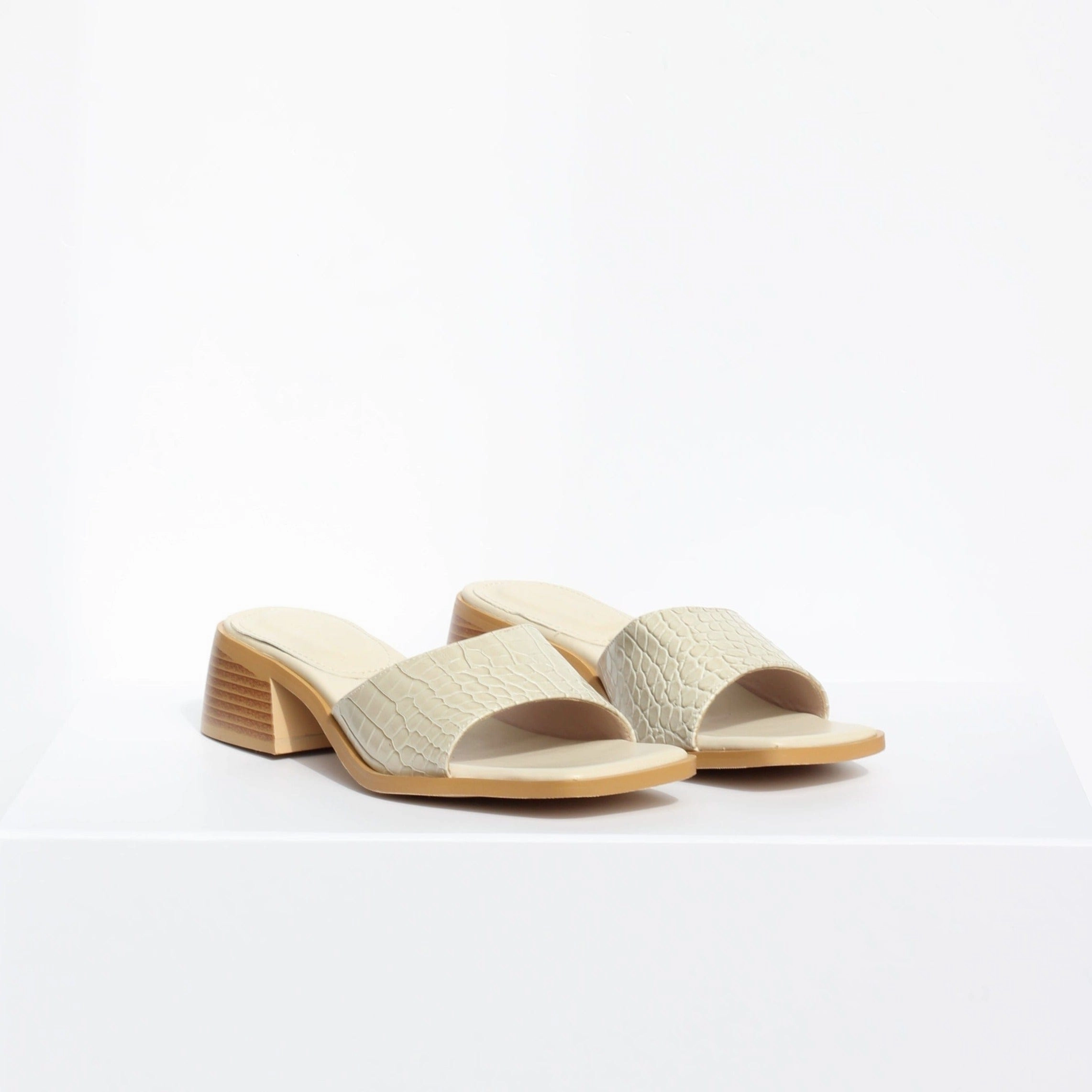 Pia Up-Cycled Vegan Leather Block Heel Mules | Cream