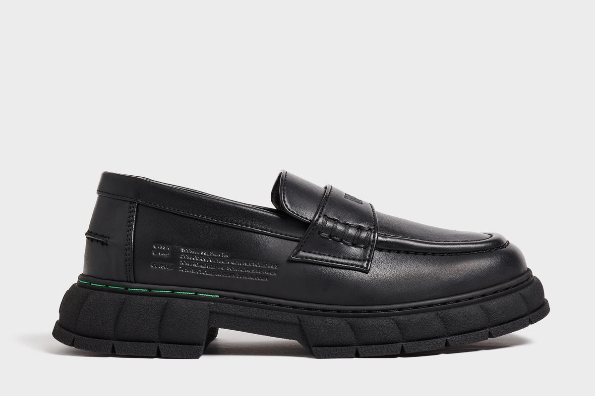 Progress Loafer in Black Apple Leather from Virn