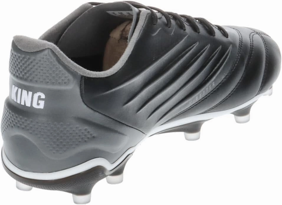 PUMA Men's Football Soccer Shoe