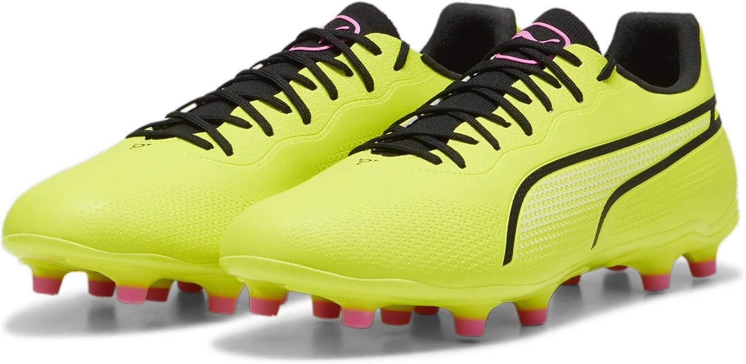 PUMA Men's Football Soccer Shoe