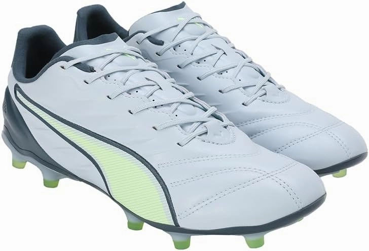 PUMA Men's Football Soccer Shoe