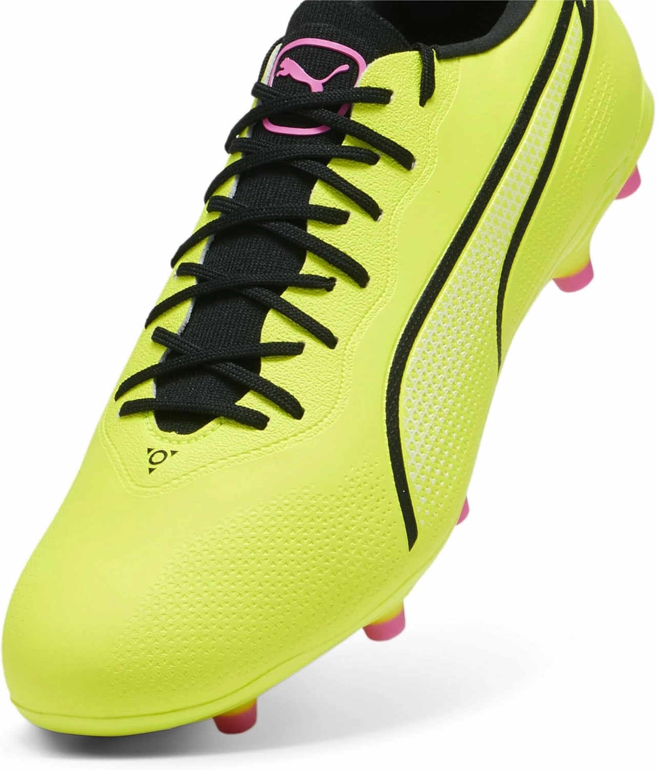 PUMA Men's Football Soccer Shoe