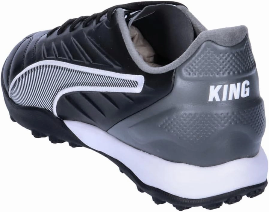 PUMA Men's King Pro Turf Training Sneaker, Medium