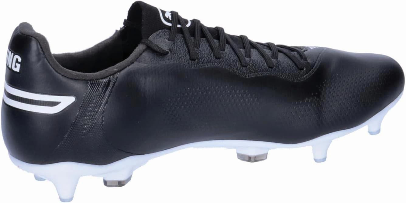 PUMA Unisex-Adult Football Soccer Shoe