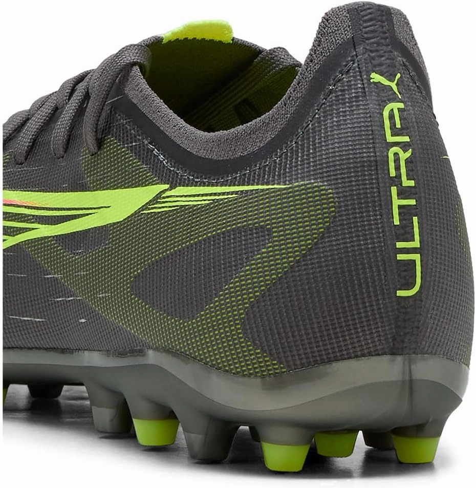 PUMA Unisex-Adult Football Soccer Shoe