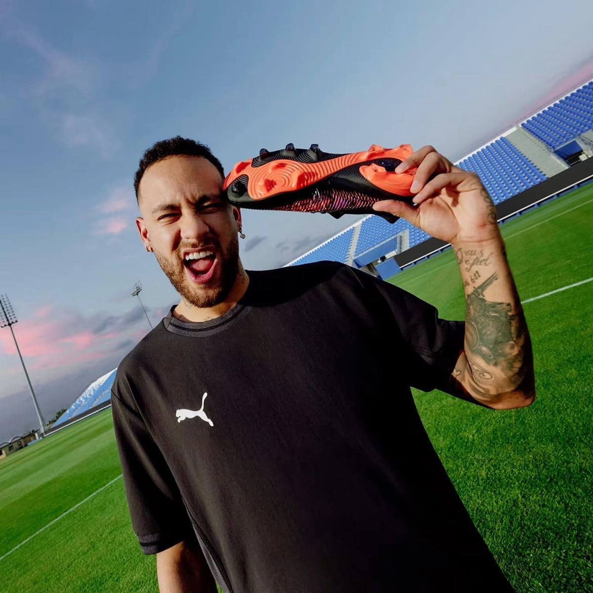 PUMA Unisex-Adult Football Soccer Shoe