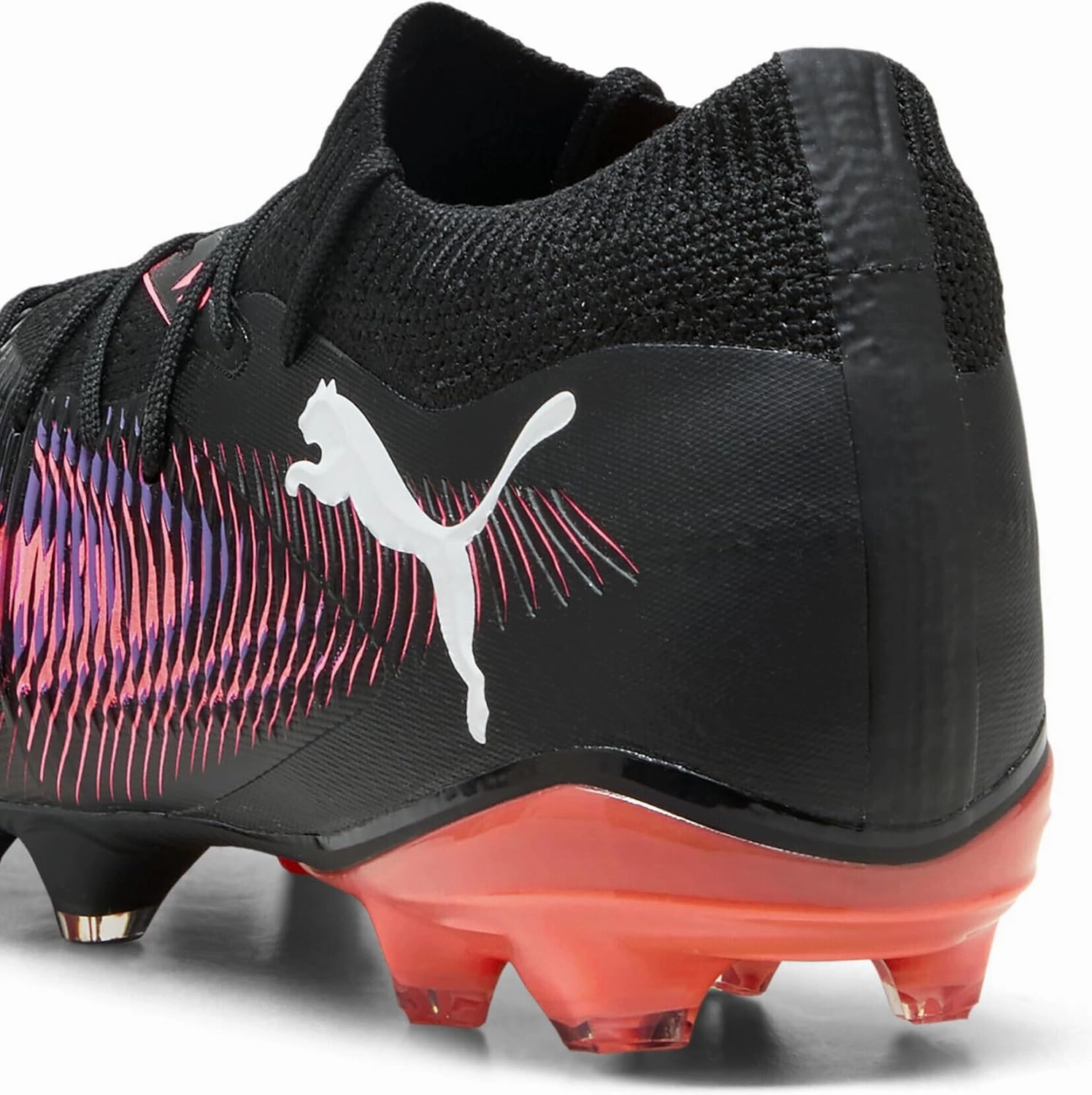 PUMA Unisex-Adult Football Soccer Shoe