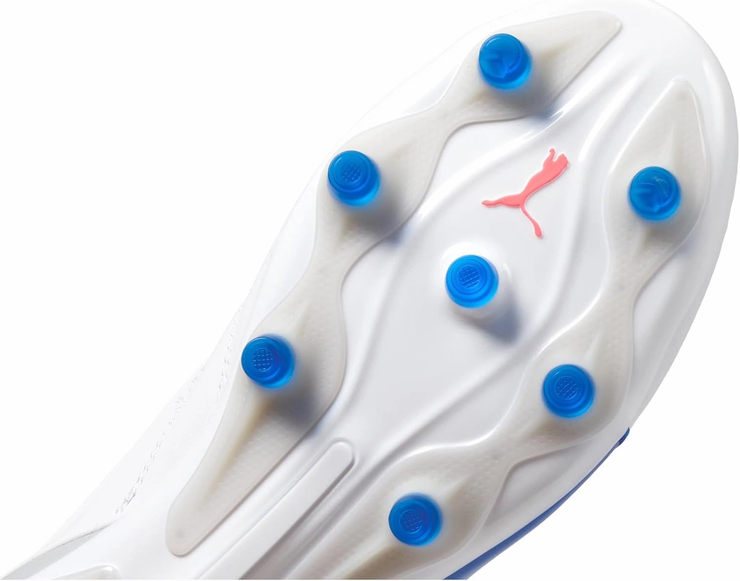 PUMA Women's King Pro Firm, Artificial Ground Soccer Cleats Sneaker