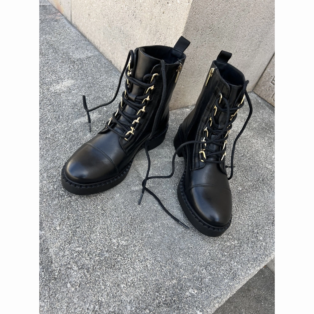 ROCK AND SHINE - BLACK