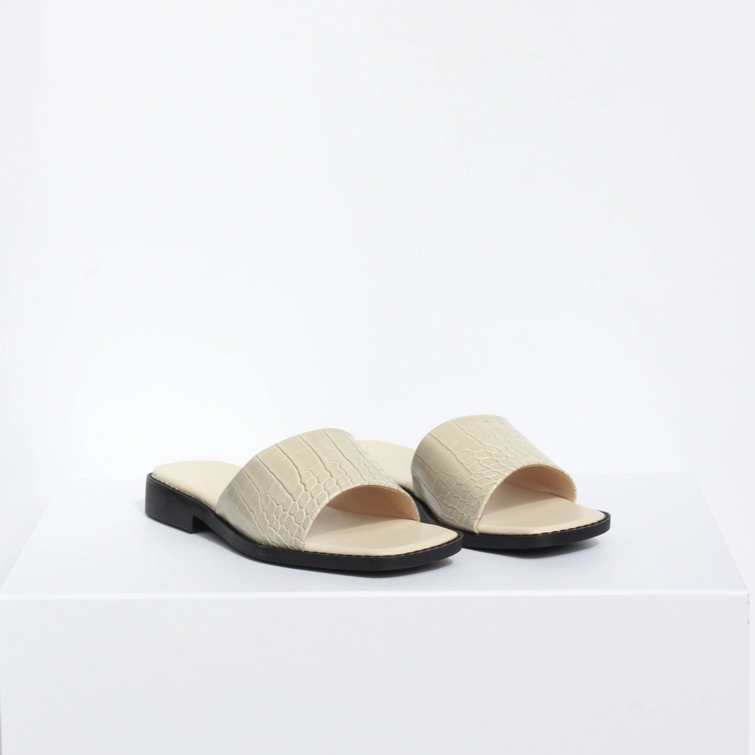Romi Up-Cycled Vegan Leather Sandals | Cream