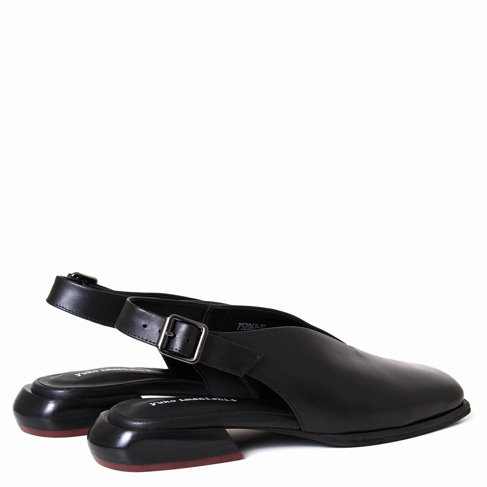 Ruka Women's Leather Sandal
