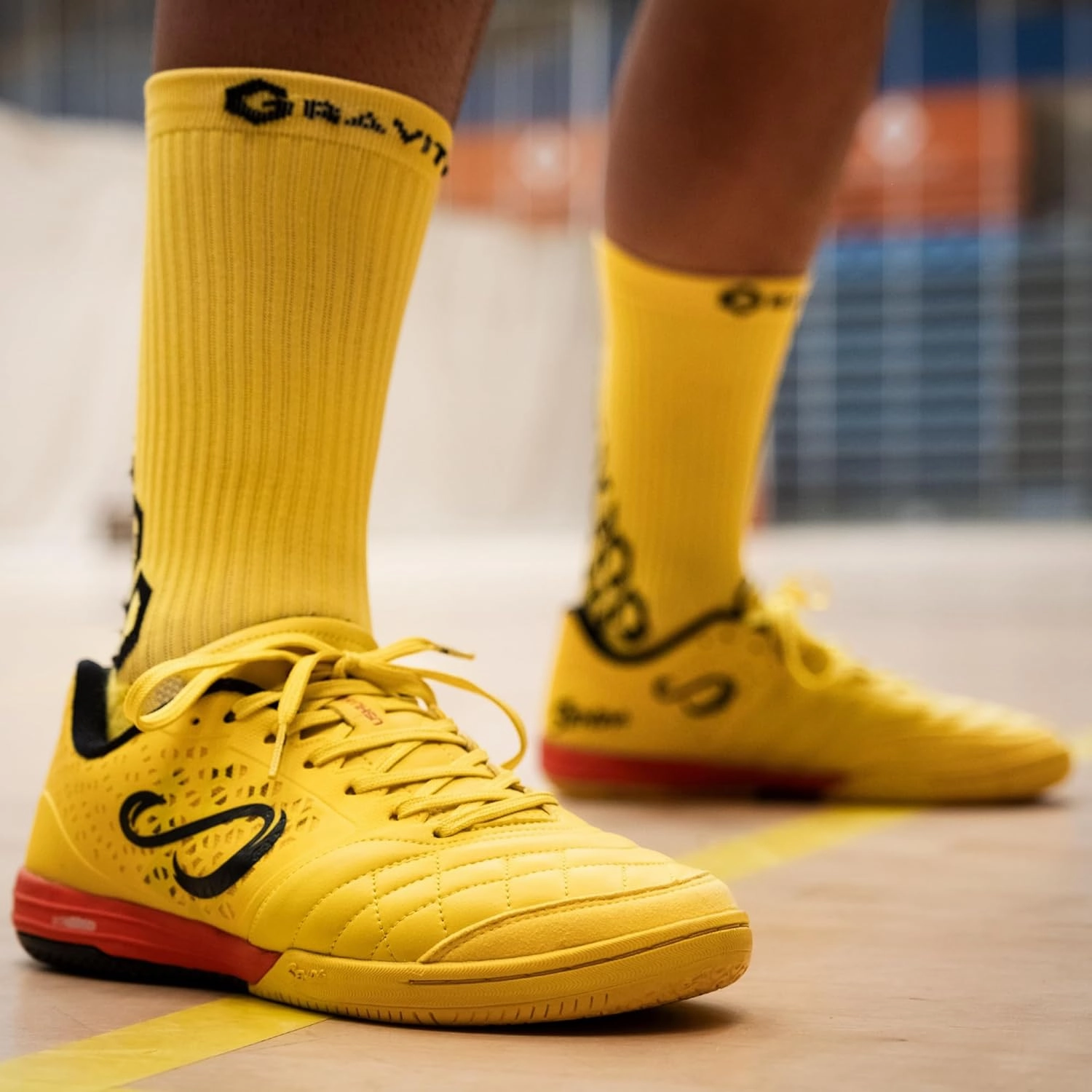 SENDA Ushuaia Pro 2.0 Indoor Soccer, Court, and Futsal Shoes, Unisex, Adult and Youth Sizes
