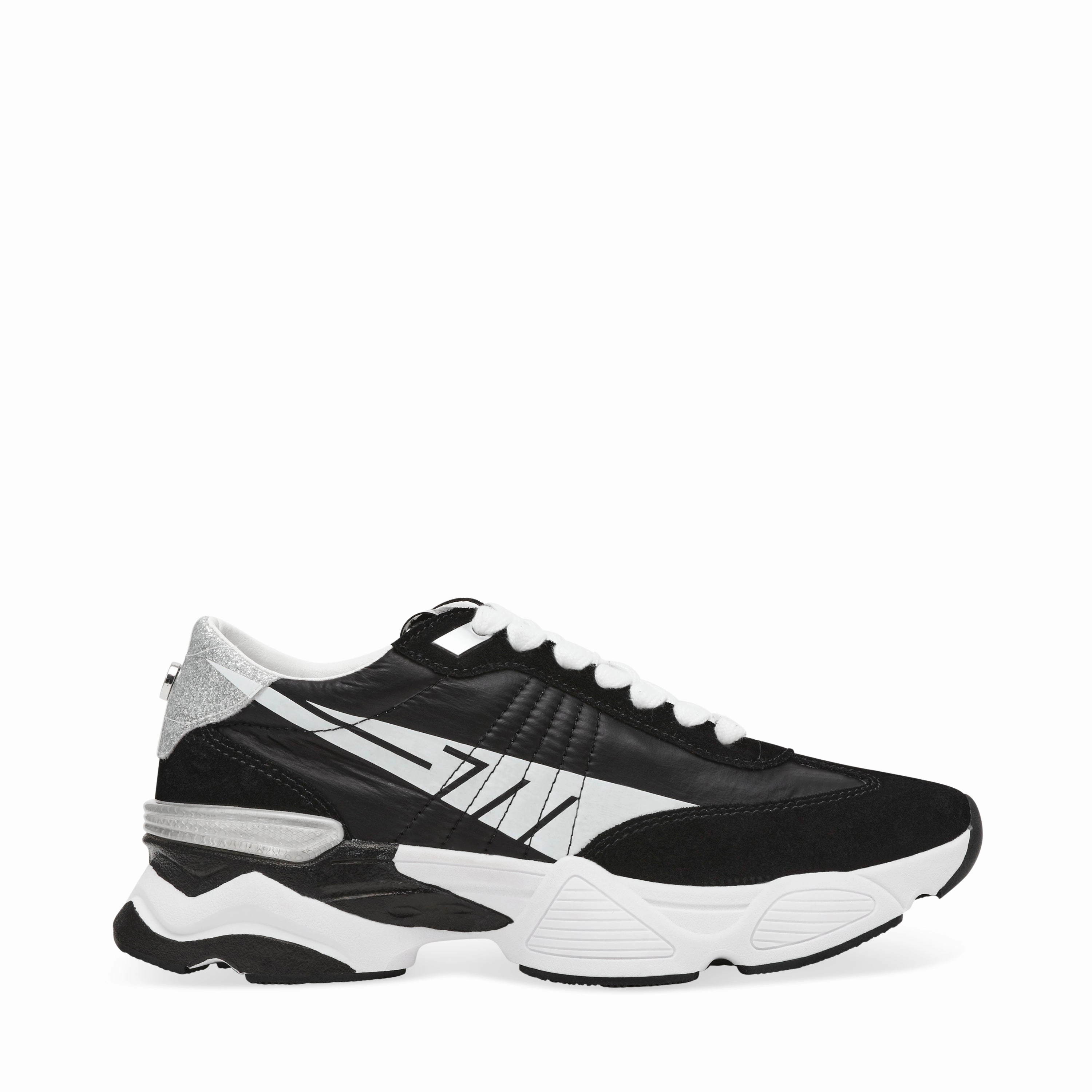 Setback Trainer BLACK/WHTE
