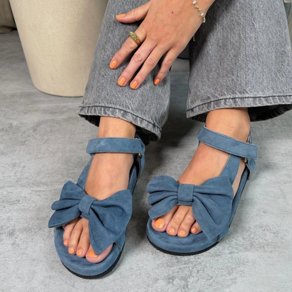 SKY AND DIAMONDS 23 SUEDE - Denim Blue