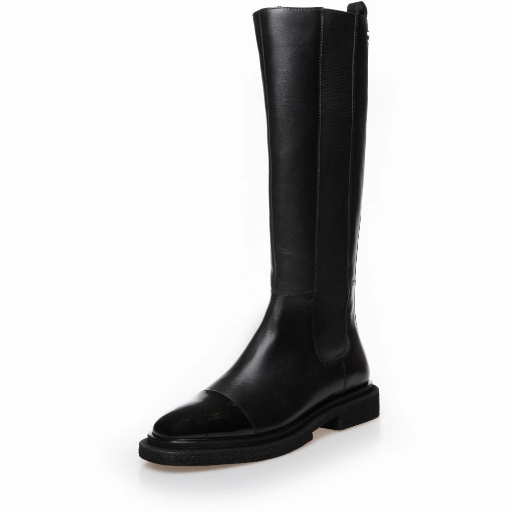 THE ART BOOT PATENT/TOE - BLACK