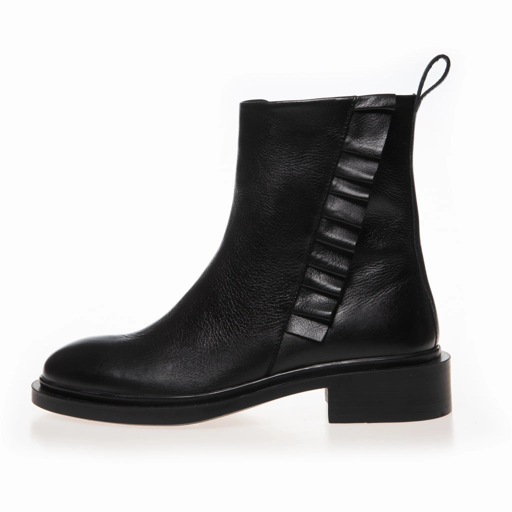 THE FASHION LOVE - BLACK