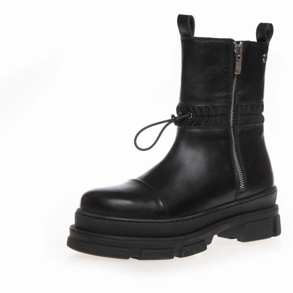 THE GAME BOOT LOW - BLACK